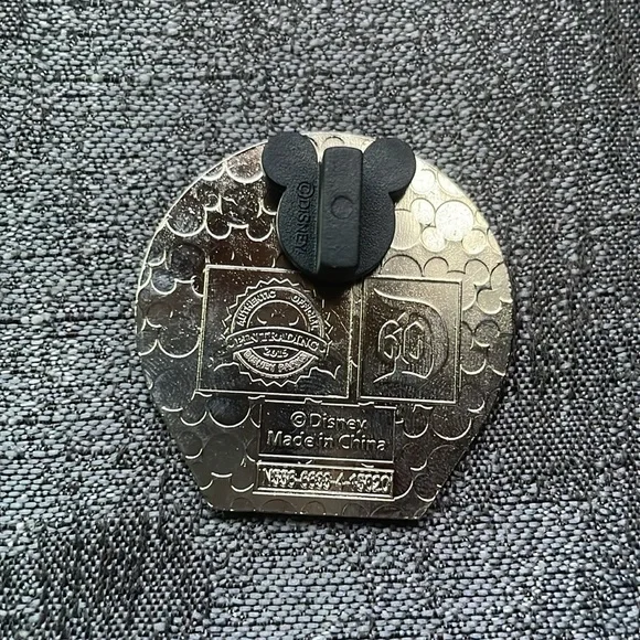 DLR 60th Diamond Celebration Mystery Tinker Bell Disney Pin - Picture 3 of 4